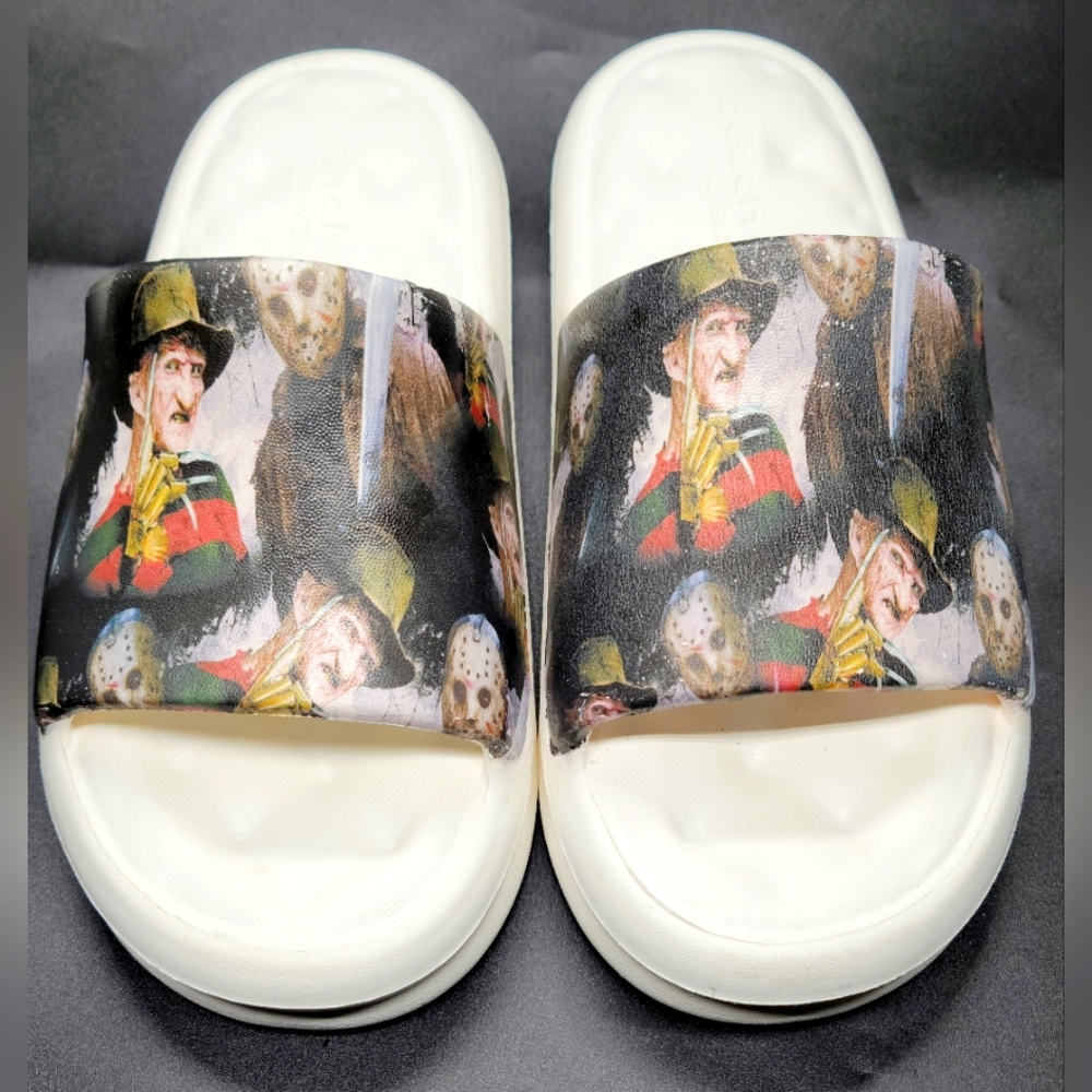 J Beach Slides Customized With Jason VS Freddy Graphics Sz 7 Women